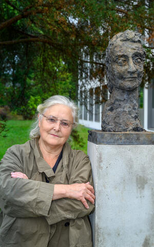 Marthe Vogt bust and Anna Franziska Schwarzbach